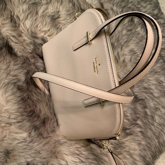 Kate Spade Bag - Picture 1 of 8